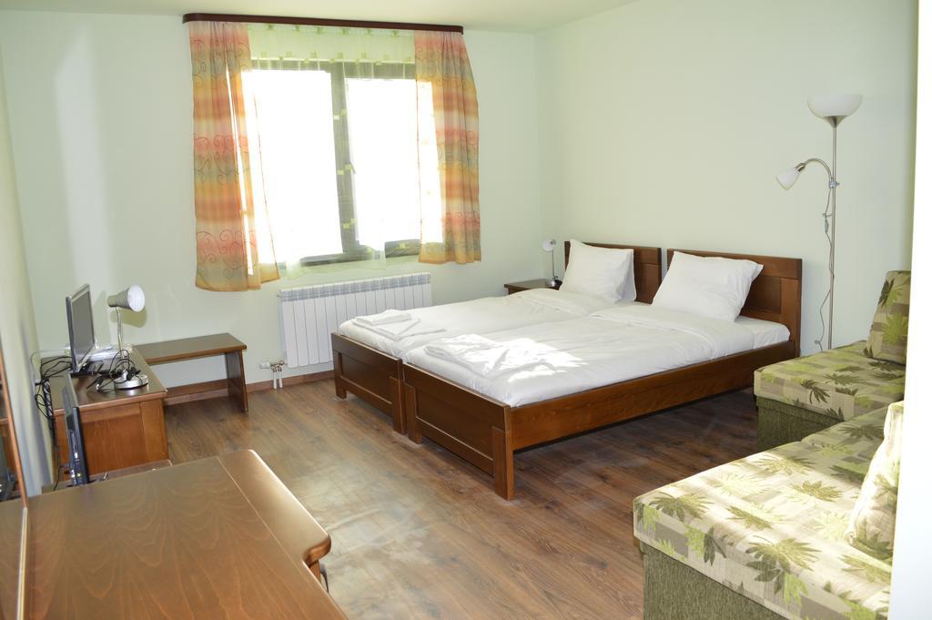 De-Yan Guest House Oreshak  Zimmer foto