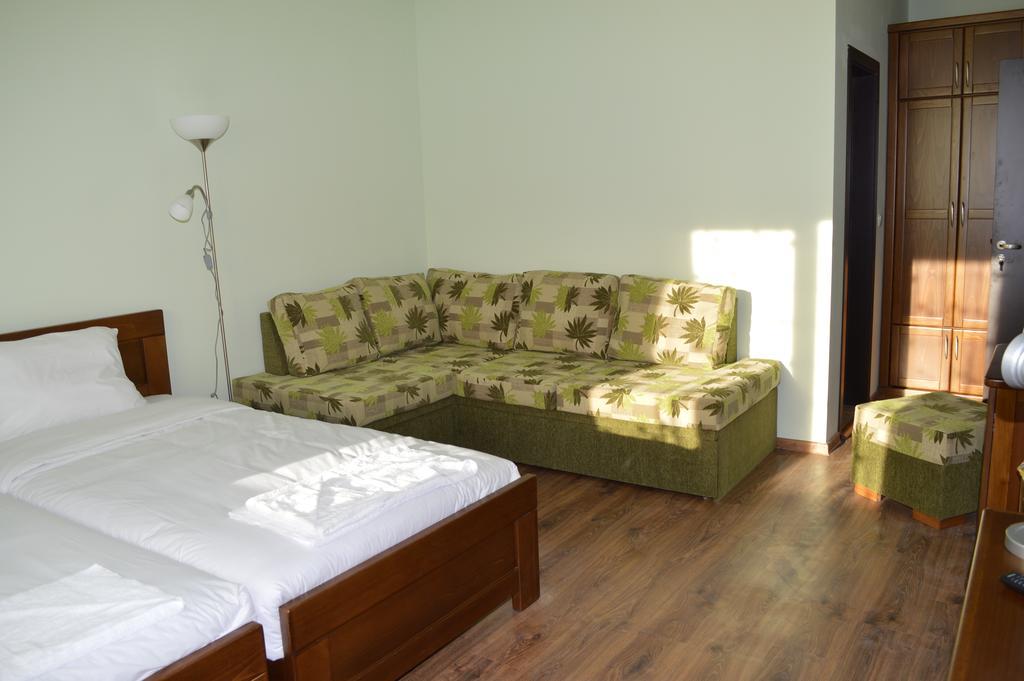 De-Yan Guest House Oreshak  Zimmer foto